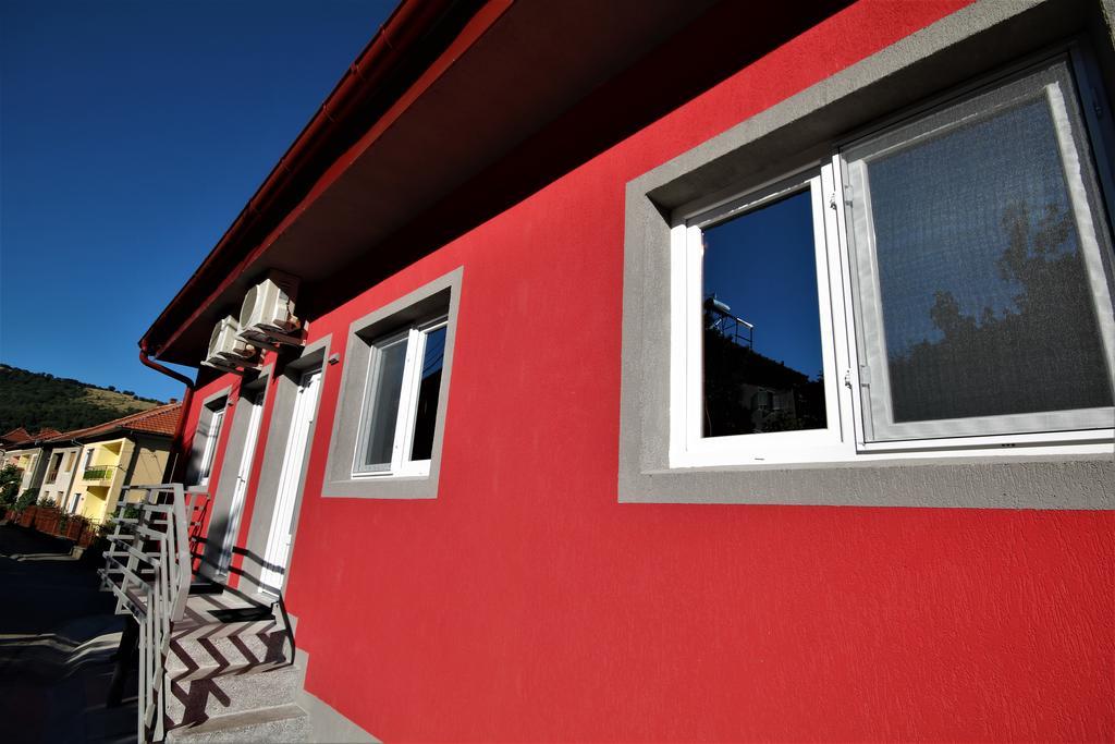 Aby Sunrise Hotel Orsova Exterior photo